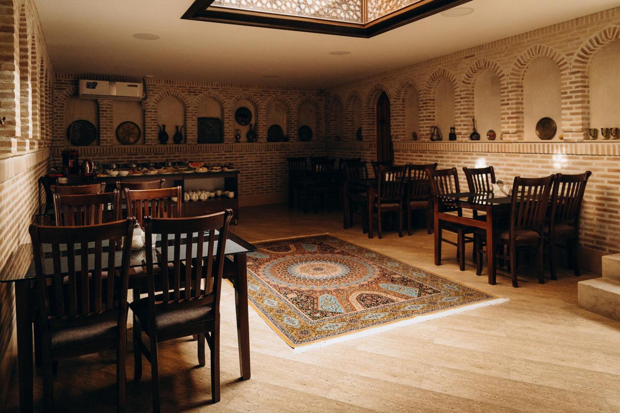 Hotel Shohrud Bukhara Exterior photo